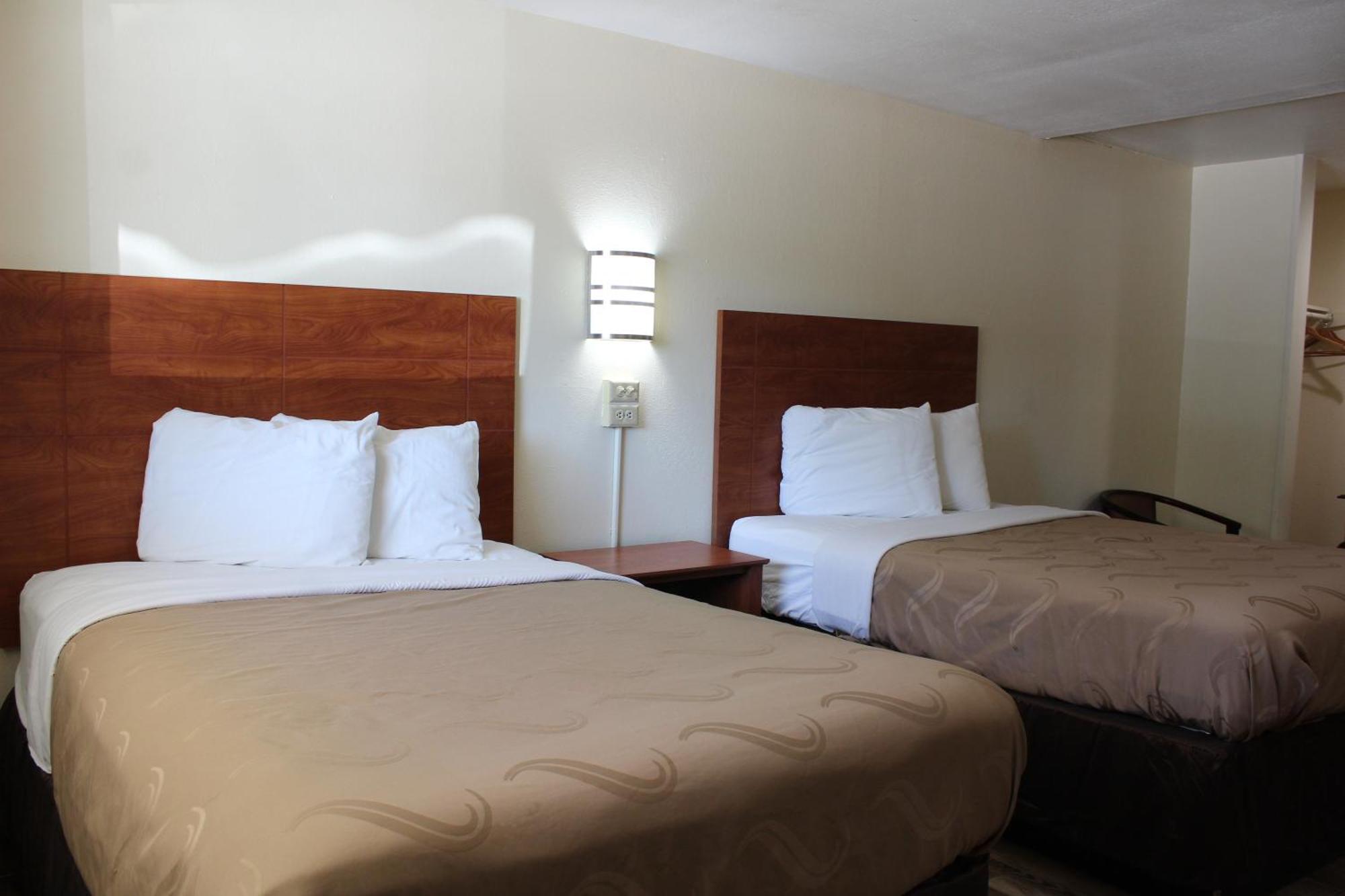 Evergreen Inn And R.V. Winnfield Εξωτερικό φωτογραφία