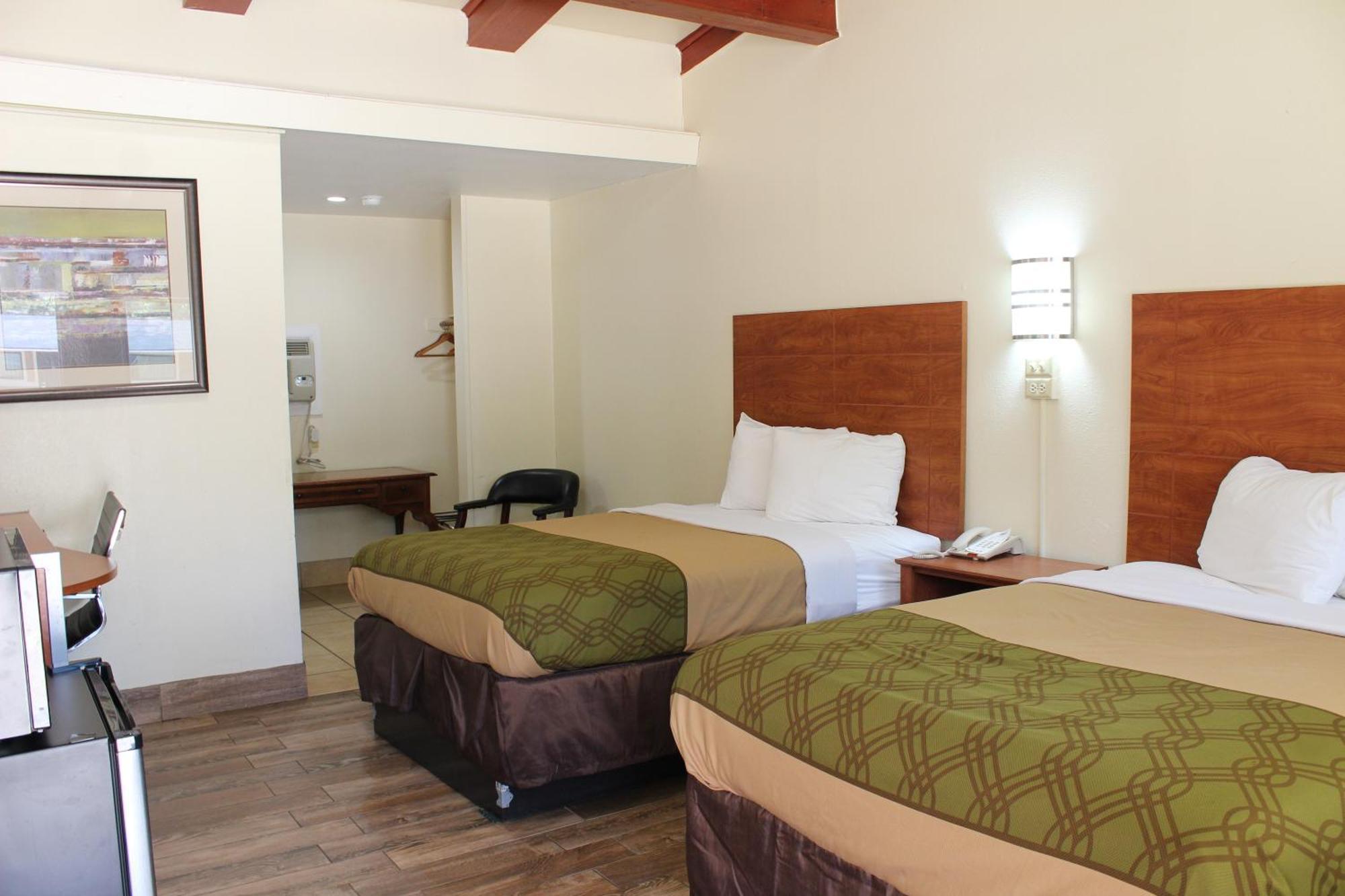 Evergreen Inn And R.V. Winnfield Εξωτερικό φωτογραφία